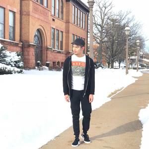 Meet your Posher, Adrian